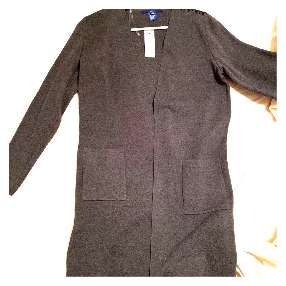 Cardigan sweater